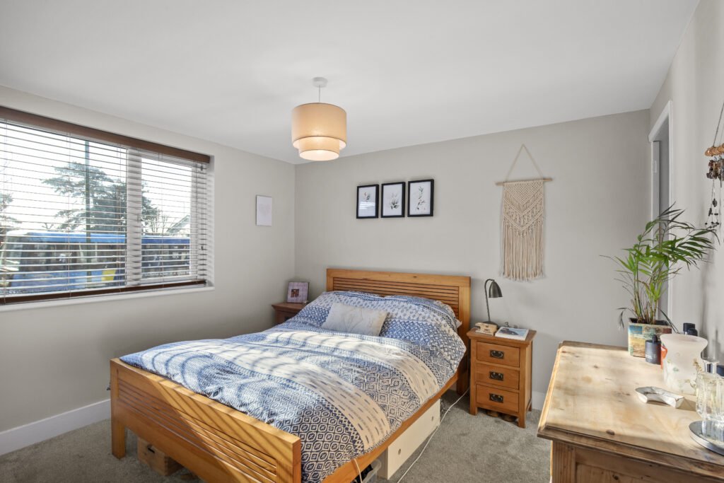 Bed 1
