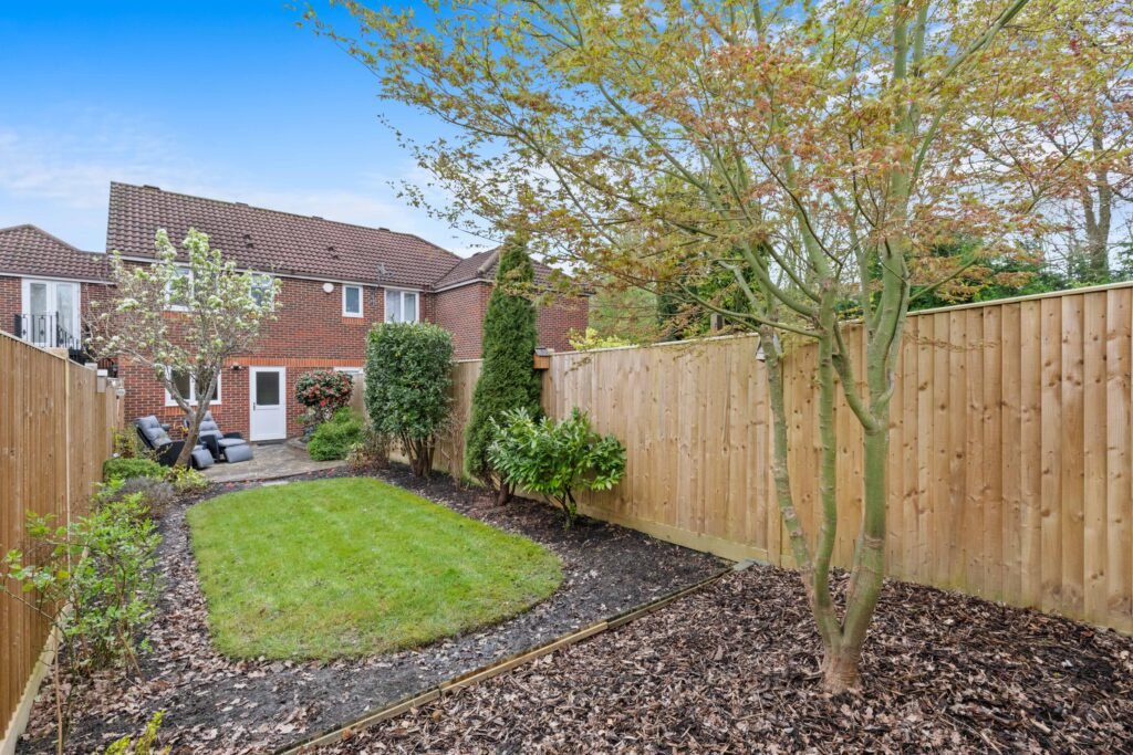 garden view back