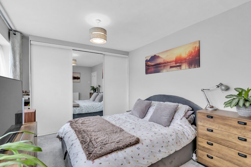 Bed 1b