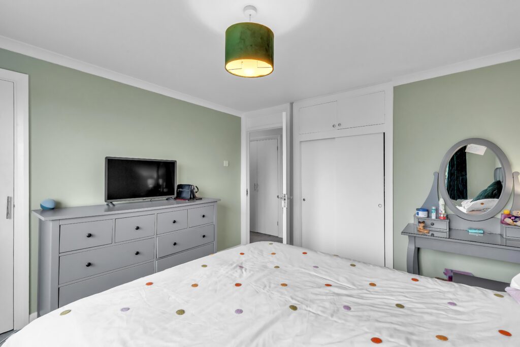 Bed 1b