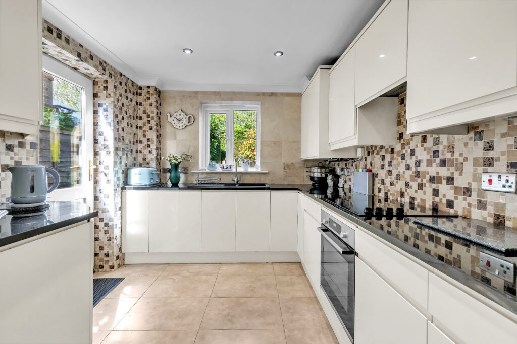 Kitchen 1a
