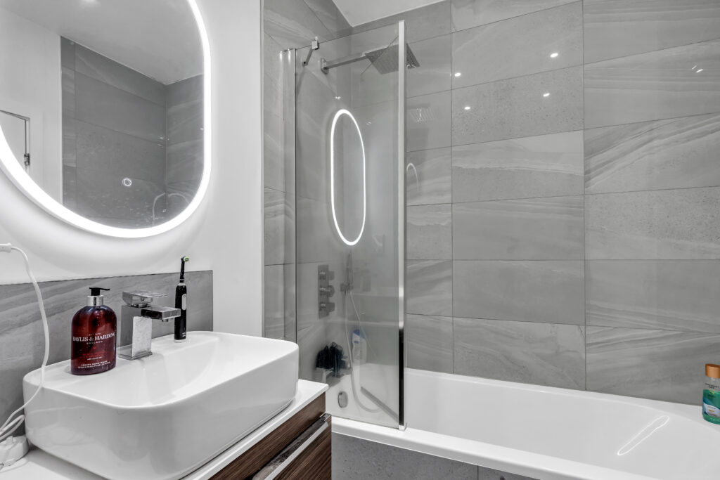 bathroom b