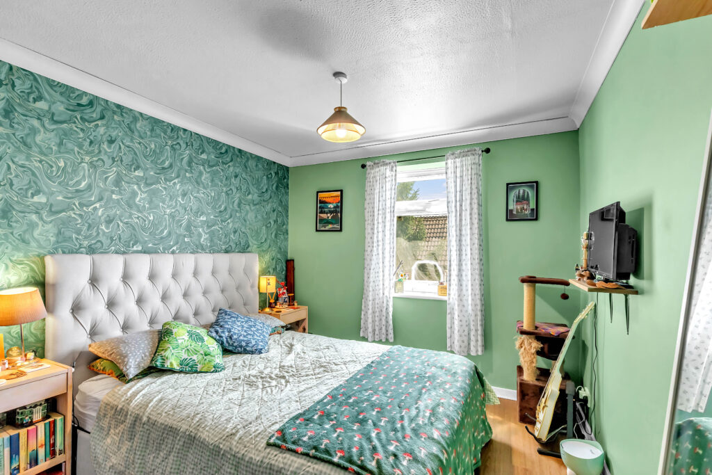 Bedroom 1a