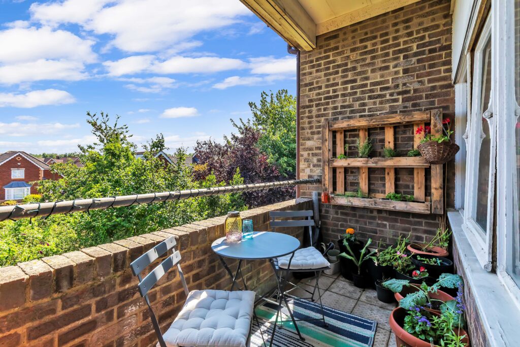 balcony1