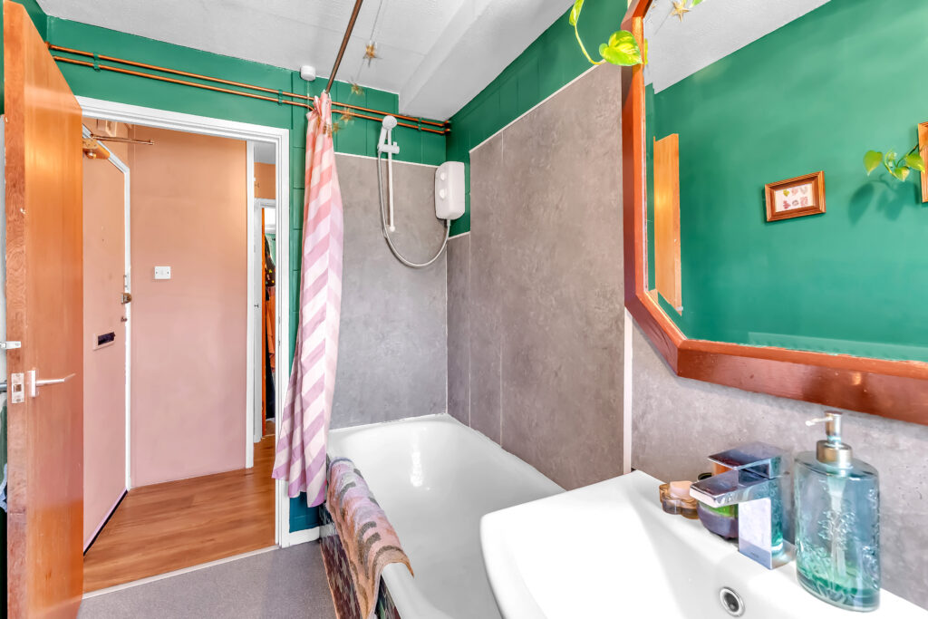 bathroom b